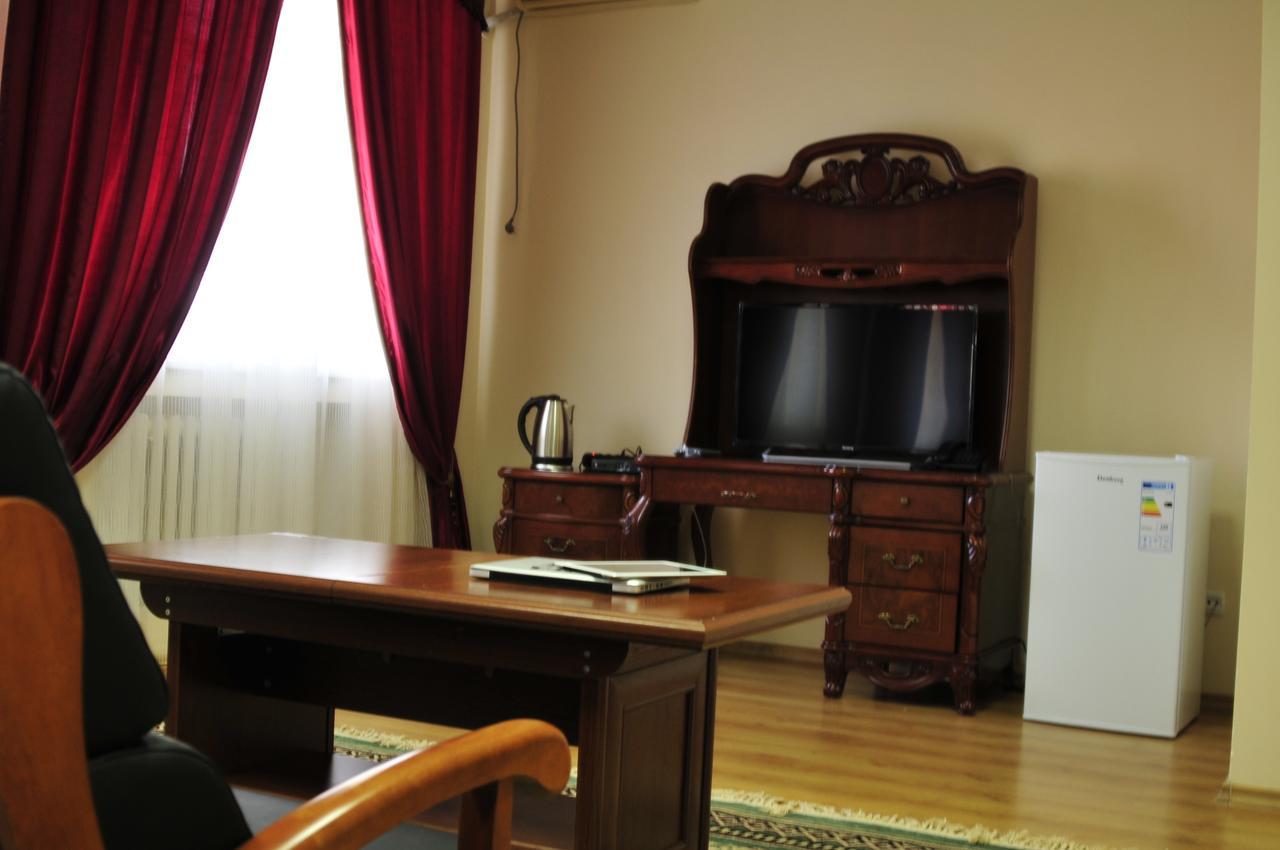 Hotel Sirdaria Kyzylorda Extérieur photo